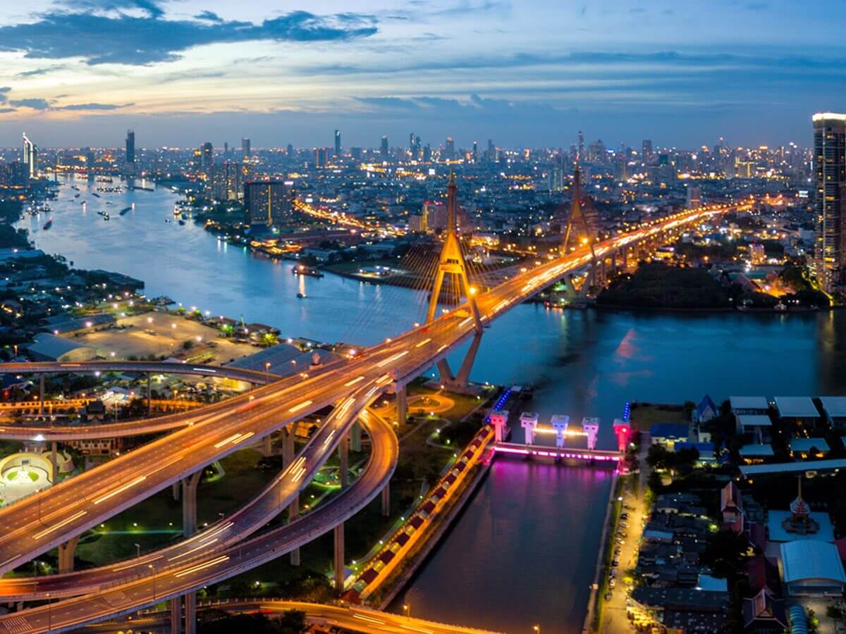 thailand bangkok adobestock mongkol chuewog web 4